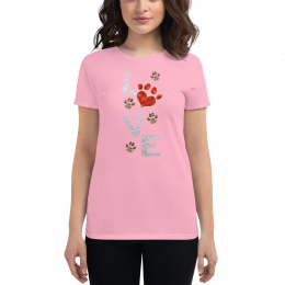 Love w/paw and heart Women's short sleeve t-shirt